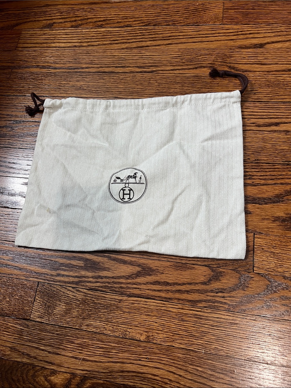 Hermès Drawstring Dust Bag in Cream with Brown Cord